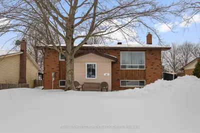 95 Spruce Street, Petawawa, ON K8H 3H7