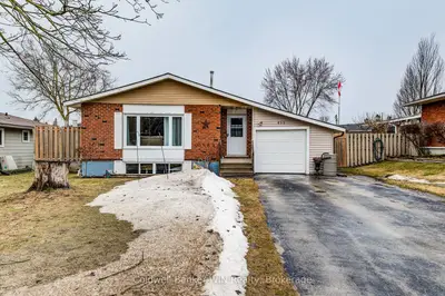 455 Albert Street, Wellington North, On N0g 2l2