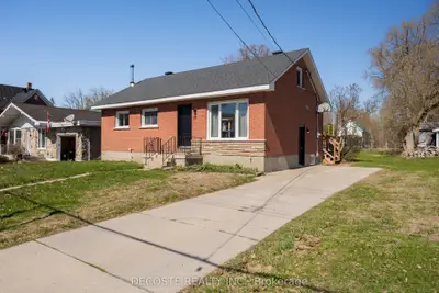 Detached in North Glengarry