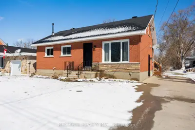 15 Marlborough Street, North Glengarry, ON K0C 1T0