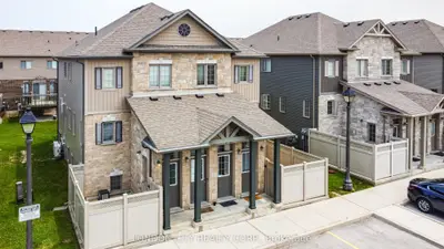 3200 Singleton Avenue 24, London South, ON N6L 0C7