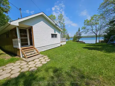123 Waterview Lane, Assiginack, On P0p 1n0