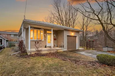50 Wellington Avenue, Ingersoll, ON N5C 1C3