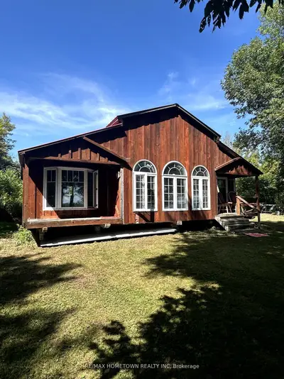 8 ST. FRANCIS Island, South Glengarry, ON K0C 2E0
