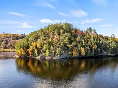 29 Thorburn Lane, Huntsville, On P1h 0c3