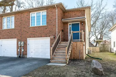 65 Falstaff Street, Stratford, ON N5A 3T4