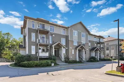 289 Everest Private B, Elmvale Acres and Area, ON K1G 4E3