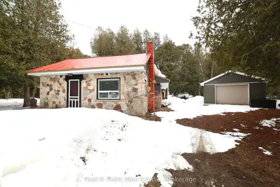79 Parkside Avenue, South Bruce Peninsula, ON N0H 2T0