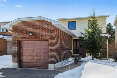 1620 Des Grives Crescent, Orleans - Convent Glen and Area, ON K1C 5B7