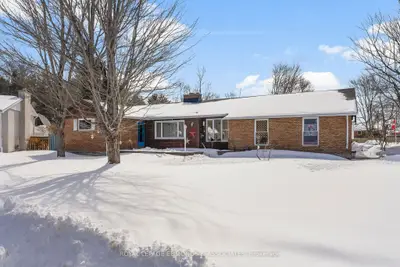 58 Hilda Street, Petawawa, On K8h 2z5