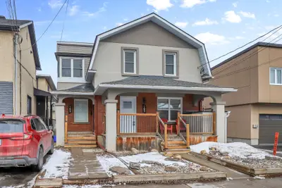 163 Laval Street, Vanier and Kingsview Park, ON K1L 7Z3