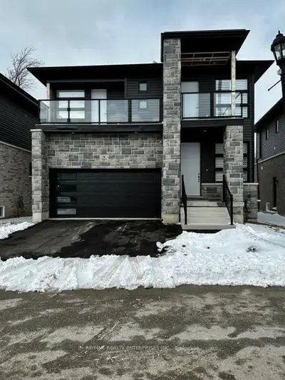 141 Rosie Street, Blue Mountains, ON N0H 1J0