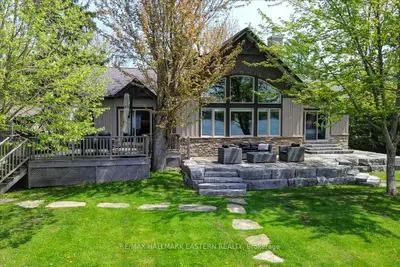 43 Lakeshore Boulevard, Selwyn, ON K0L 1T0