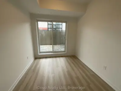 25 Palace St Street Block R 25 unit 411, Kitchener, ON N2E 3M6