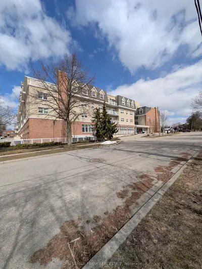 240 Chapel Street 425, Cobourg, ON K9A 0E3