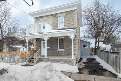 320 Moffat Street, Pembroke, On K8a 3x5