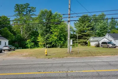 538 Muskoka Road 3 North, Huntsville, On, P1h 1c8