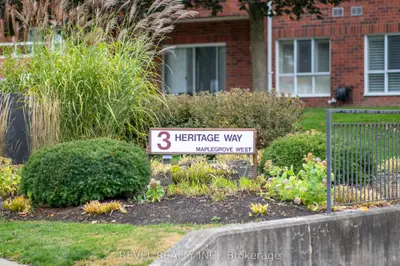 3 HERITAGE Way 306, Kawartha Lakes, ON K9V 5Z1