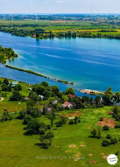40 Fisherman's Cove Lane, Frontenac Islands, On K0h 2y0