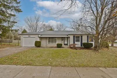 696 Village Green Avenue, London South, On N6k 1h1