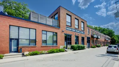 85 Spruce Street 103, Cambridge, On N1r 4k4