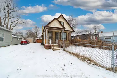 864 Stedwell Street, London East, ON N5Z 1L8