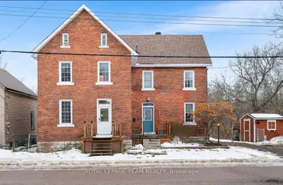 509 Moffat Street, Pembroke, On K8a 3y2