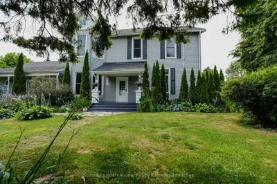 103 Bruce Street S, Blue Mountains, On N0h 2p0