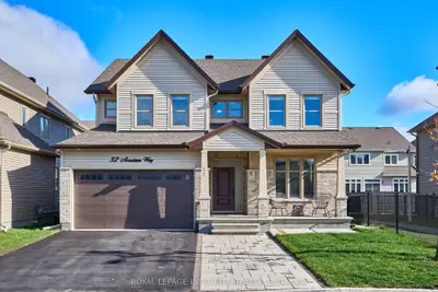 32 Aconitum Way, Blossom Park - Airport And Area, On K1t 0s1