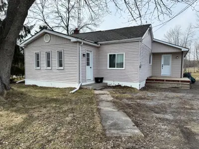 4962 County Rd 8 Road, Greater Napanee, On K7r 3k7
