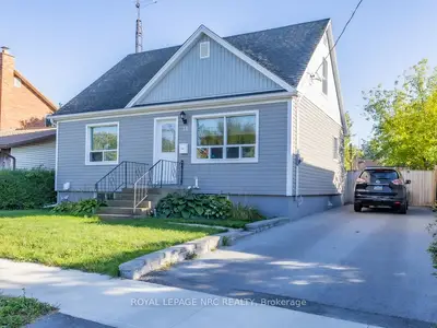 14 Oakwood Avenue, St. Catharines, On L2p 1l1