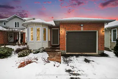 1195 Whiterock Street, Cyrville - Carson Grove - Pineview, ON K1J 1B2