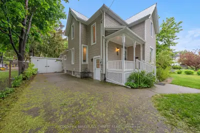 156 Queen Street, Sarnia, ON N7T 2R1