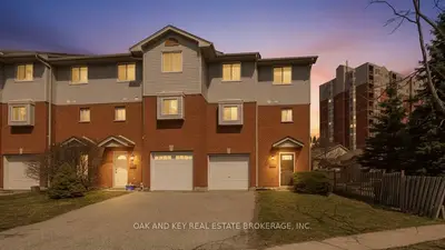 18 Chapman Court, London North, On N6g 5a7