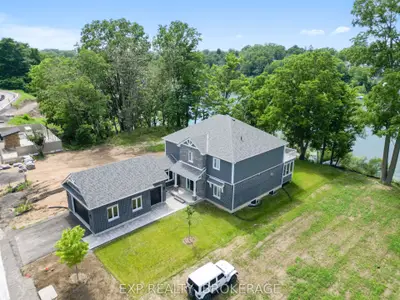 101 Villeneuve Drive, Prince Edward County, On K0k 2t0