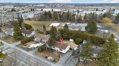 10 Fringewood Drive, Stittsville - Munster - Richmond, On K2s 1t1