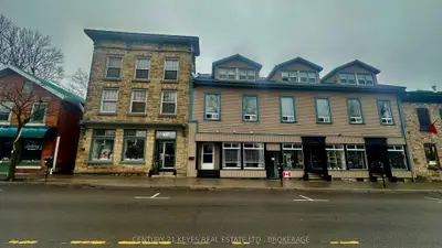 25-33 King Street E, Gananoque, ON K7G 1E8