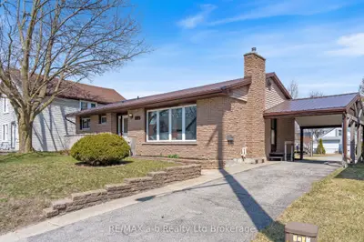 318 Broadway Street, Tillsonburg, On N4g 3s1