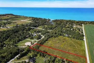 66 North Street, Ashfield-colborne-wawanosh, On N7a 3x9