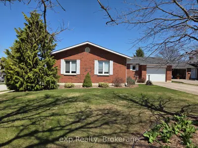 103 Margaret Elizabeth Avenue, Grey Highlands, On N0c 1h0