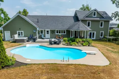 1898 Lakehurst Road, Trent Lakes, On K0l 1j0