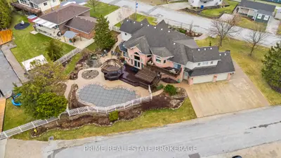 4 Crawford Street, Chatham-kent, On N0p 1l0