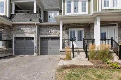 218 Crosswinds Boulevard 16, Blue Mountains, On L9y 5s8