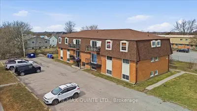 58 Elgin Street, Belleville, On K8p 4b2
