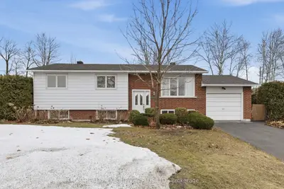 991 St Jacques Street, Clarence-Rockland, ON K4K 1C1