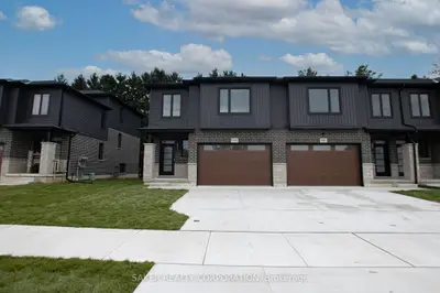 579 REGENT Street, Strathroy-Caradoc, ON N0L 1W0