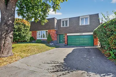 1900 Southampton Court, Belair Park - Copeland Park And Area, On K2c 0w3
