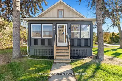 201 Station Street, Belleville, ON K8N 2T5