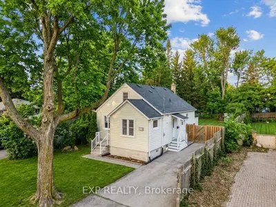 104 Barker Street, London East, On N5y 1x7