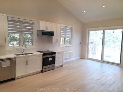 165 Bay Street E 2, Blue Mountains, On N0h 2p0